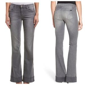 ⭐️ Joe’s Jeans gray flare ⭐️